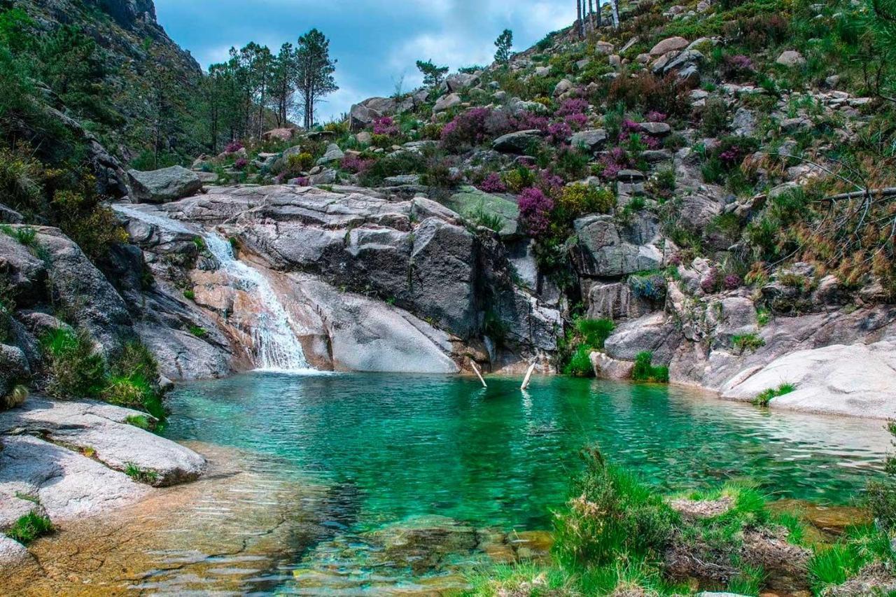 Waterfalls Geres Al Exterior photo